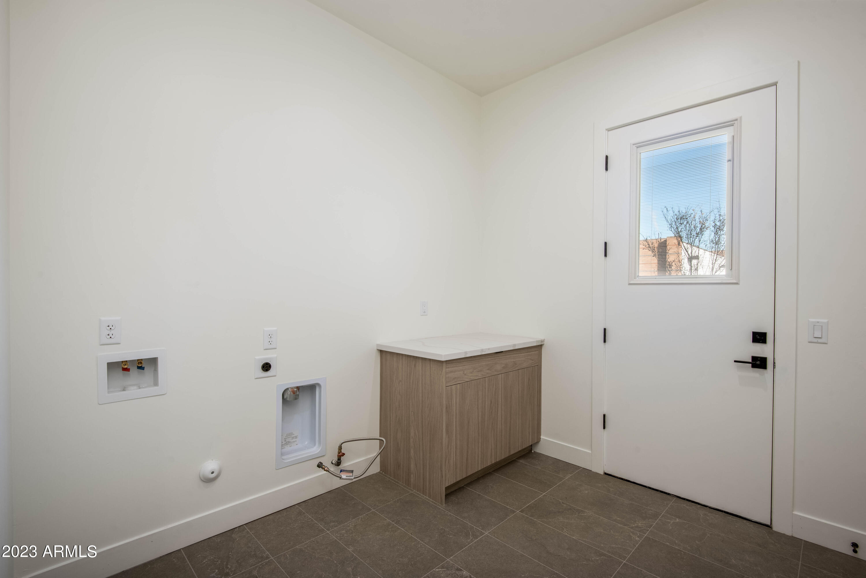 1625 East Lamar Road Phoenix, AZ 85016 - Photo 13 of 29 Laundry Mud Room
