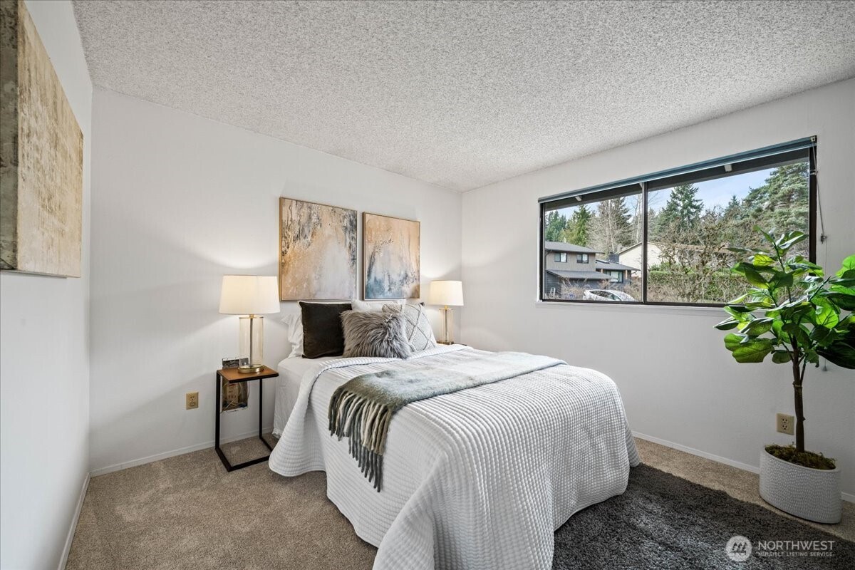 10901 Northeast 151st Street Bothell, WA 98011 - Photo 15 of 28