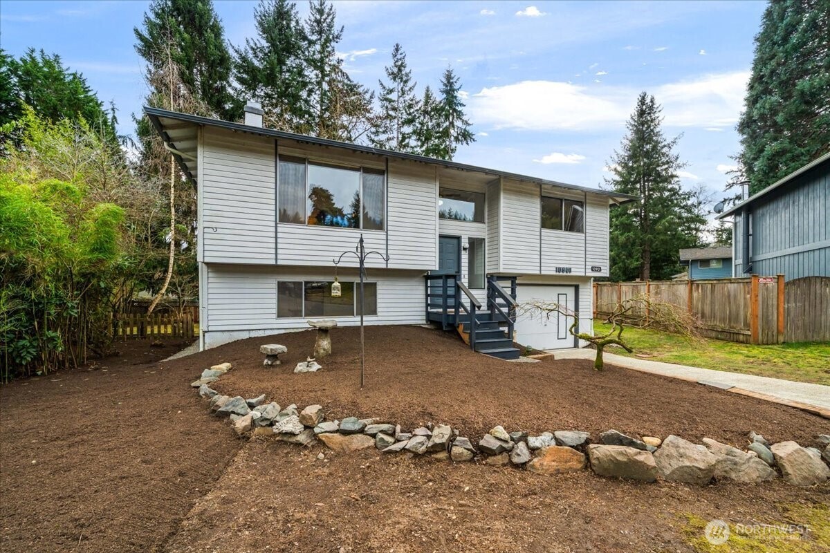 10901 Northeast 151st Street Bothell, WA 98011 - Photo 24 of 28