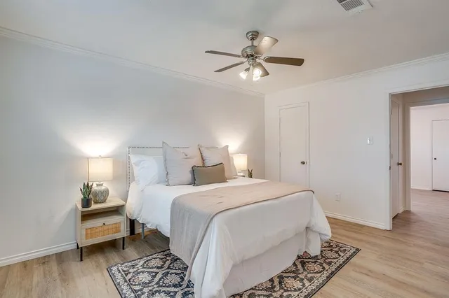 $279,000 | 800 Crestview Drive, Burleson, TX 76028