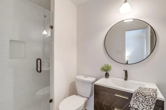 $279,000 | 800 Crestview Drive, Burleson, TX 76028