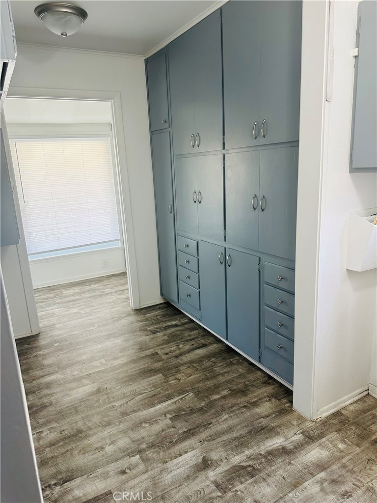 28940 Carmel Road Menifee, CA 92586 - Photo 25 of 29 Storage in laundry room.
