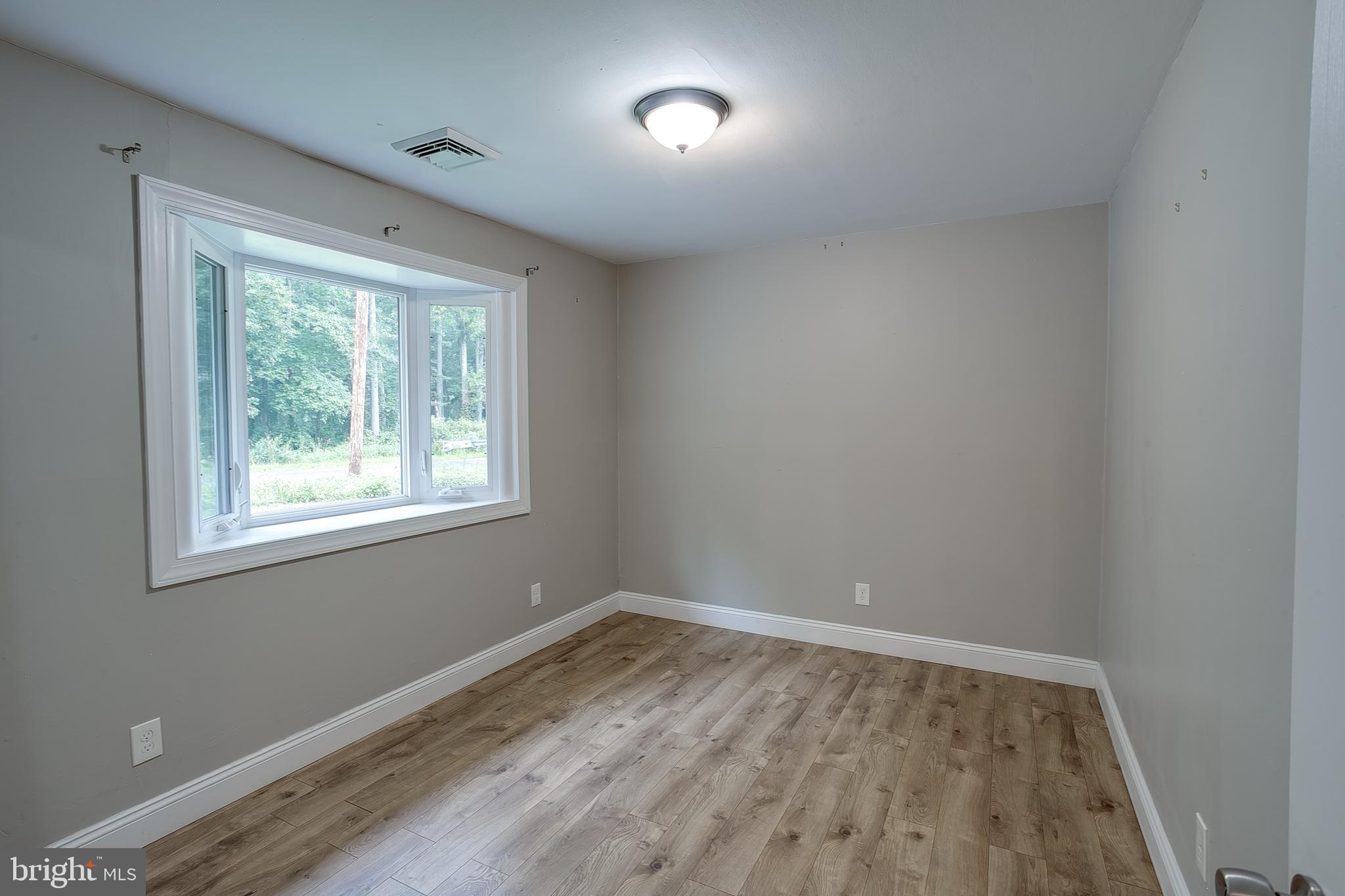 408 Burrs Mill Road Southampton, NJ 08088 - Photo 14 of 23 Bedroom 2