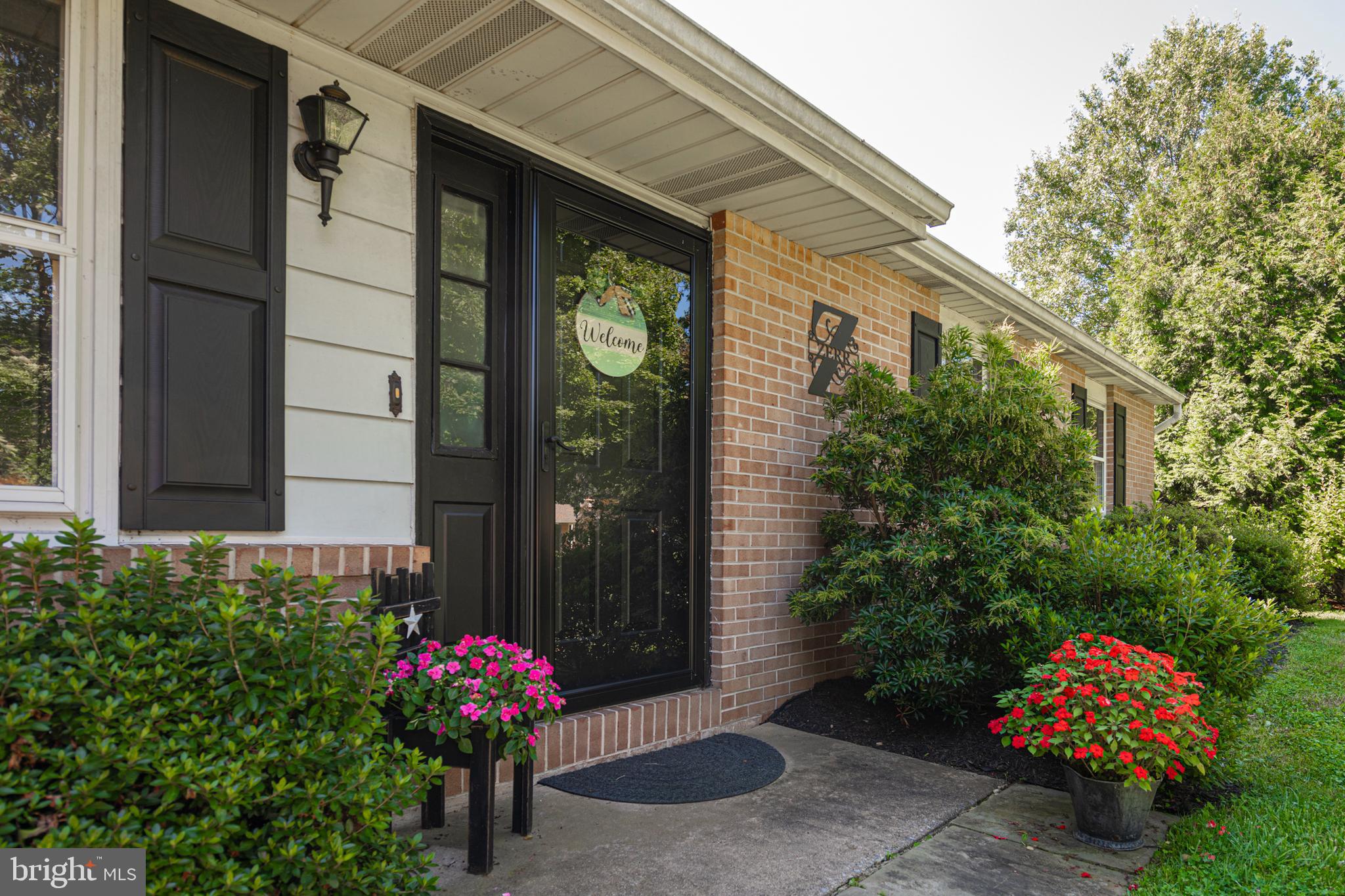 85 Country Lane Pottstown, PA 19465 - Photo 1 of 23