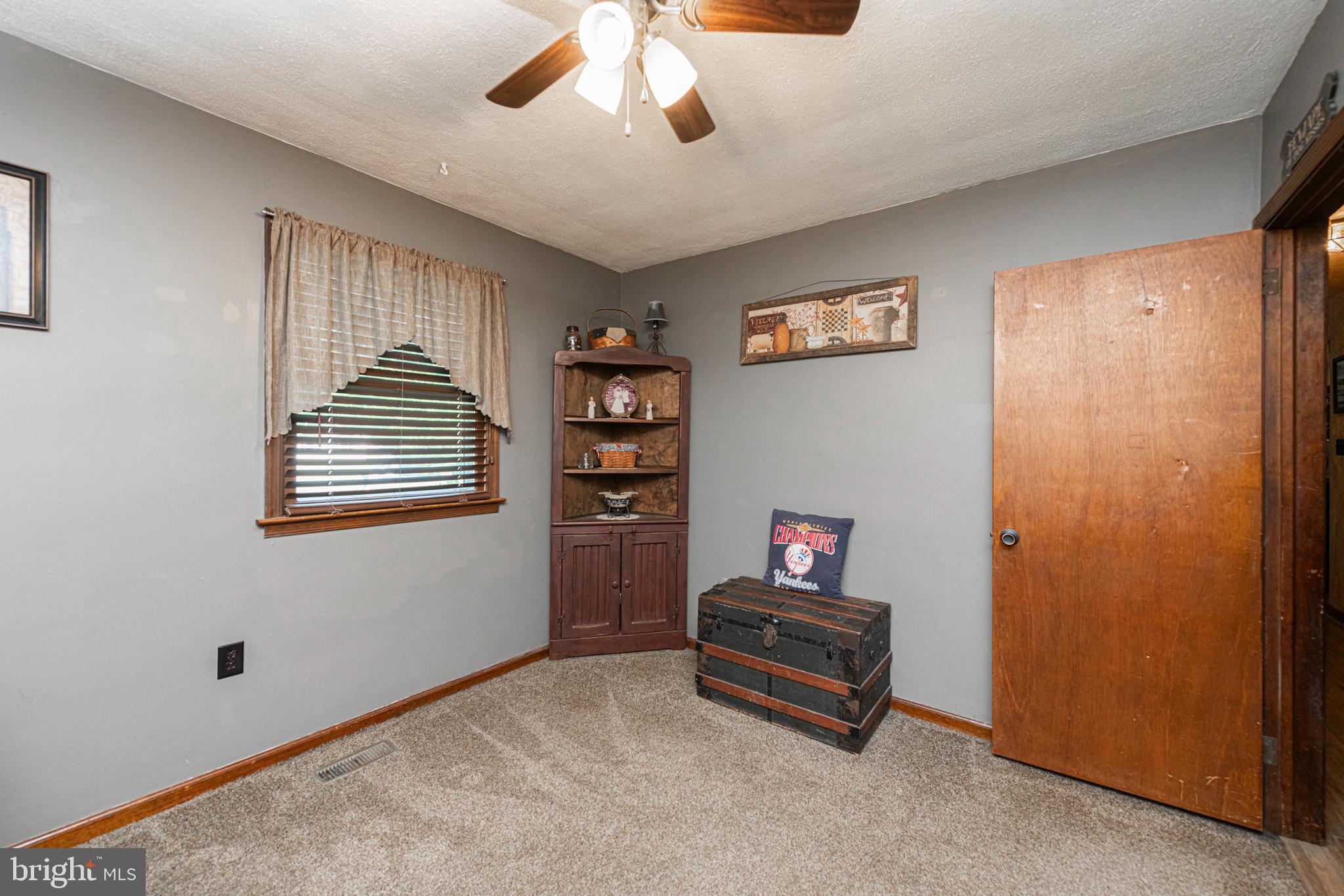 85 Country Lane Pottstown, PA 19465 - Photo 15 of 23