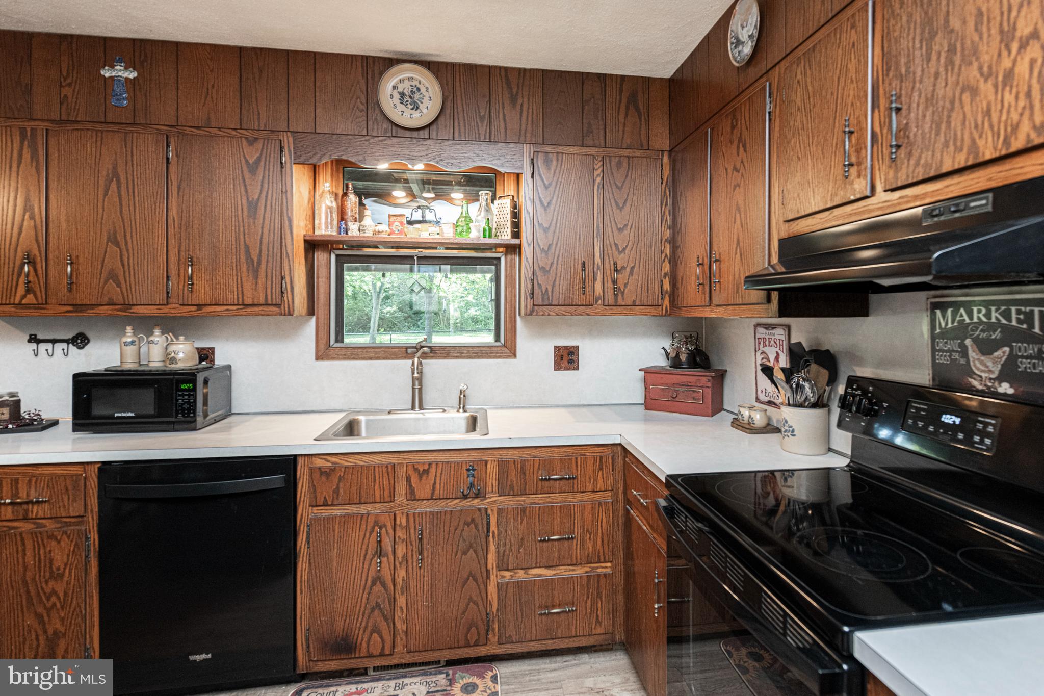 85 Country Lane Pottstown, PA 19465 - Photo 7 of 23