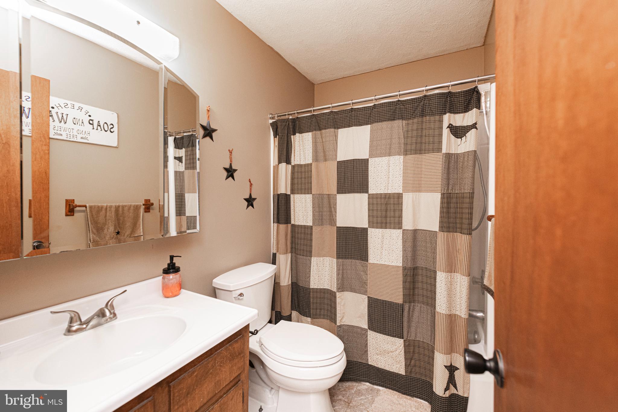 85 Country Lane Pottstown, PA 19465 - Photo 10 of 23