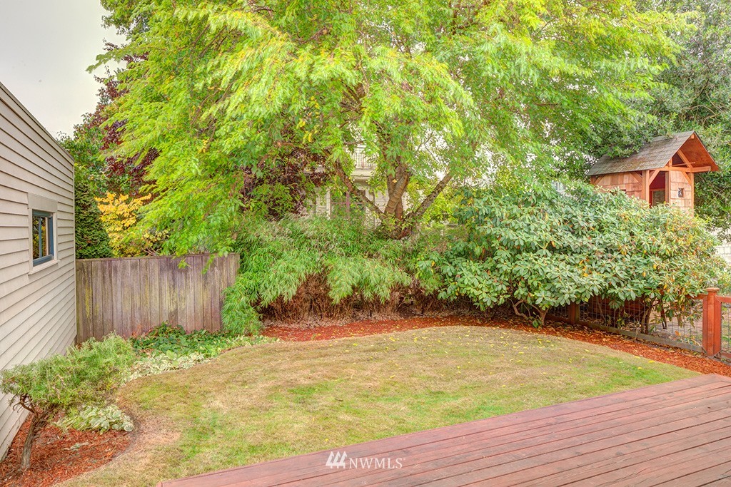 121 North 75th Street Seattle, WA 98103 - Photo 13 of 15