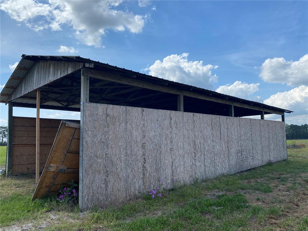 0 Sr 345 Chiefland, FL 32626 - Photo 15 of 67 a backyard of a house