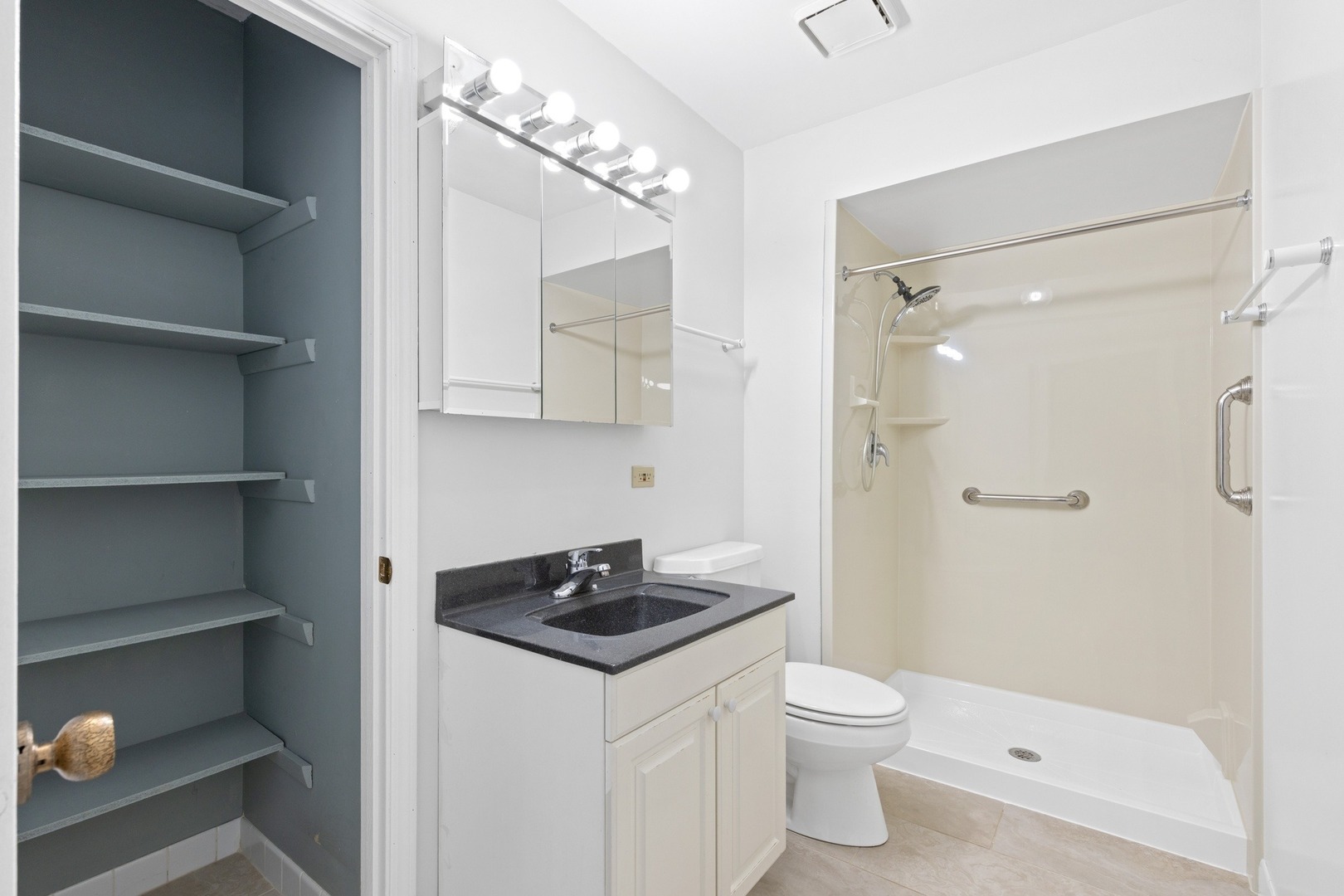 308 East Rimini Court Palatine, IL 60067 - Photo 12 of 16