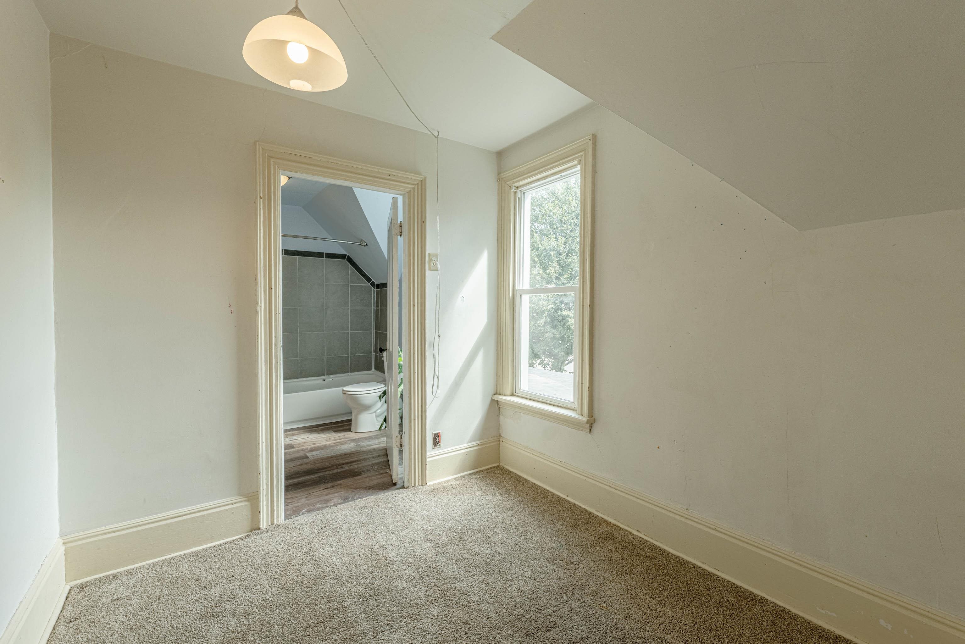 908 19th Monroe, WI 53566 - Photo 12 of 28