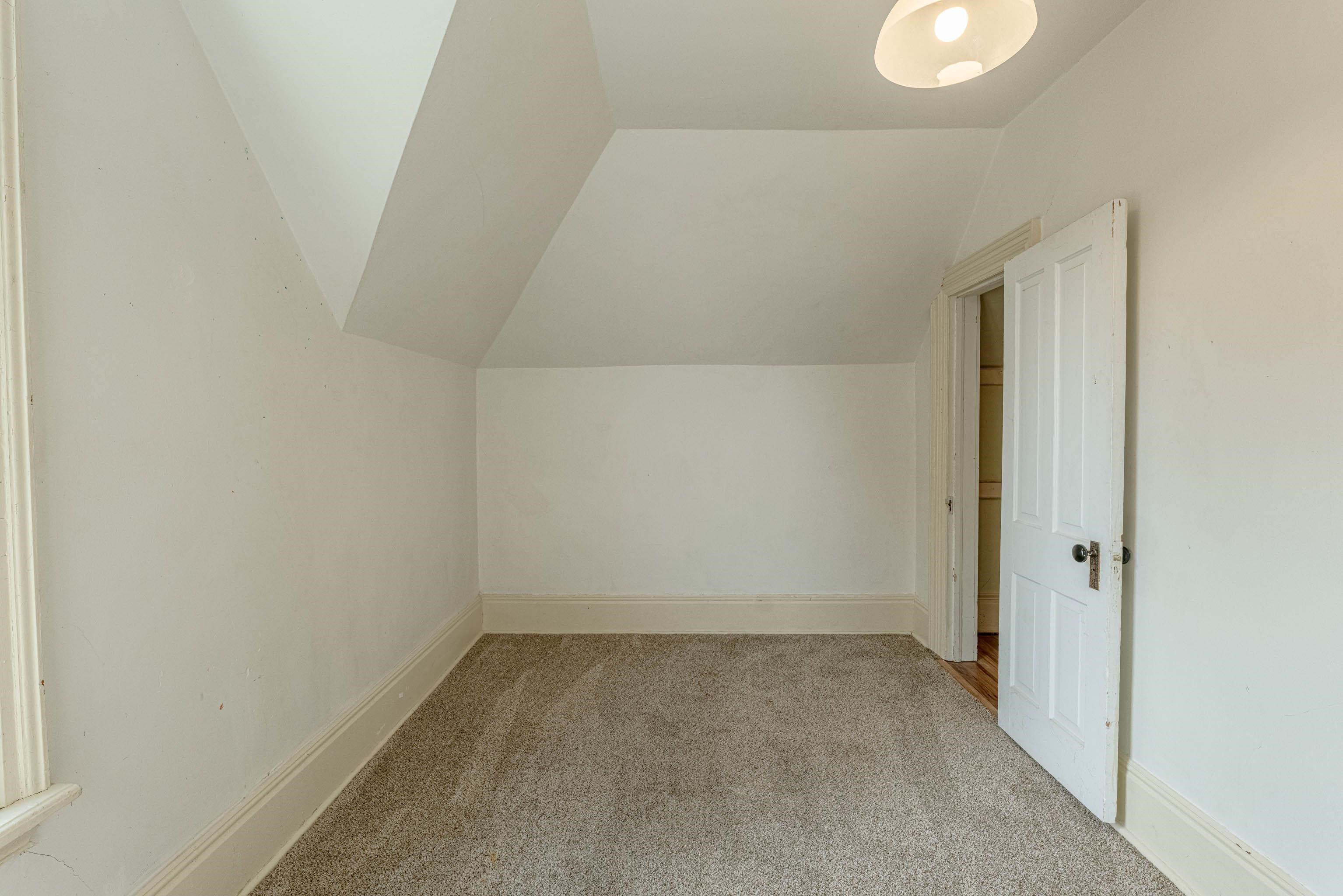 908 19th Monroe, WI 53566 - Photo 13 of 28