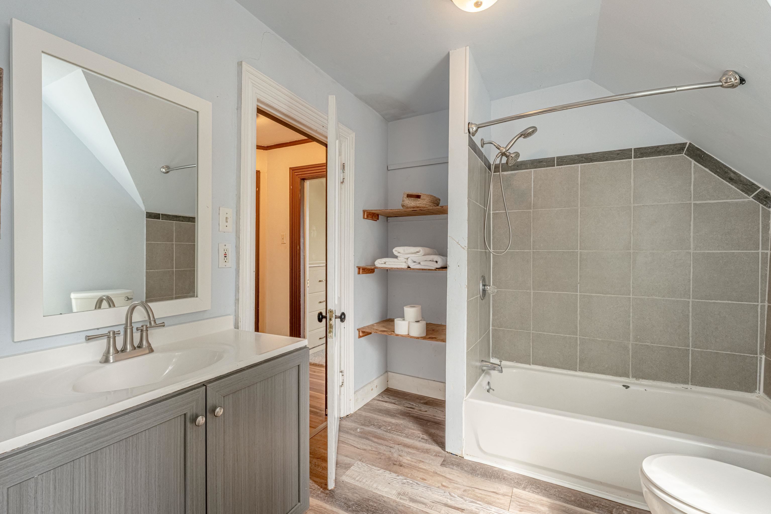 908 19th Monroe, WI 53566 - Photo 14 of 28