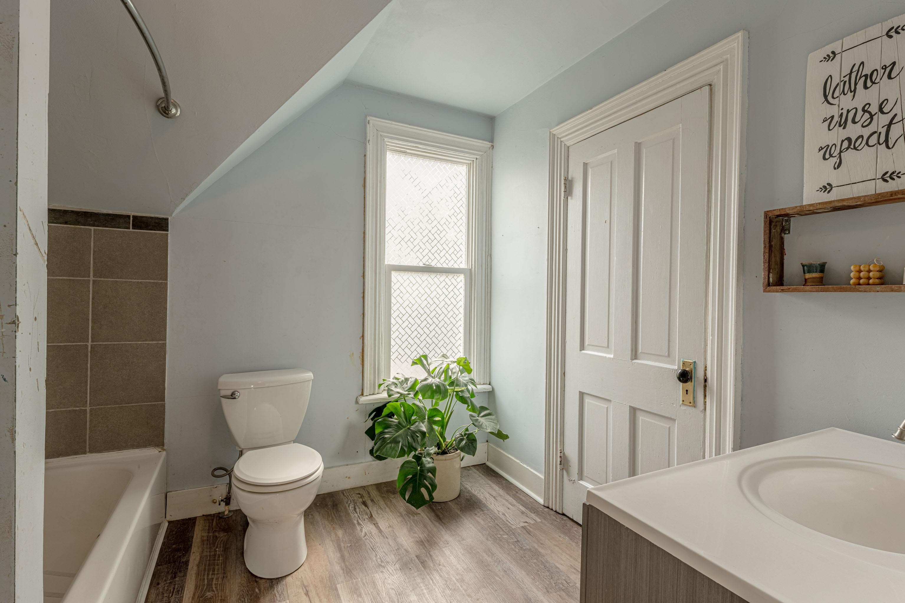 908 19th Monroe, WI 53566 - Photo 16 of 28