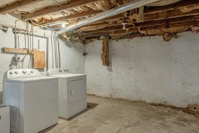 $199,900 | 908 19th, Monroe, WI 53566