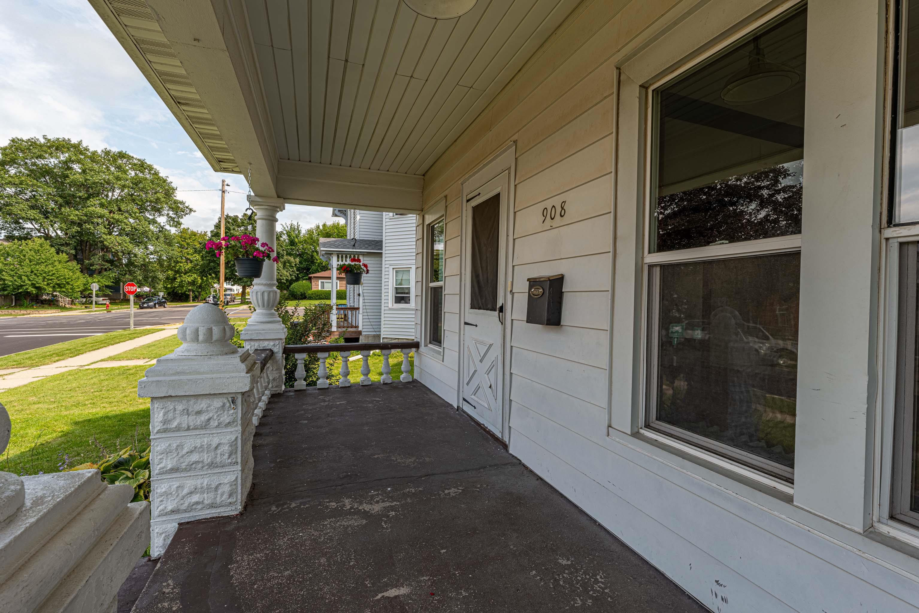 908 19th Monroe, WI 53566 - Photo 22 of 28