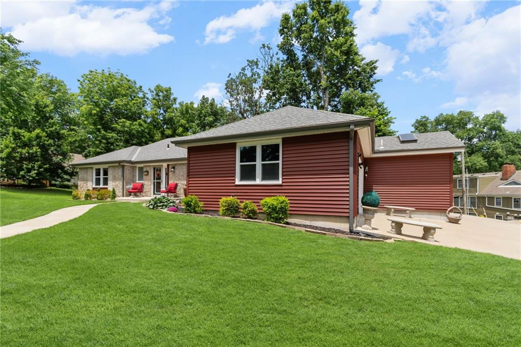 12108 Oak Ridge Road Independence, MO 64052 - Photo 6 of 66