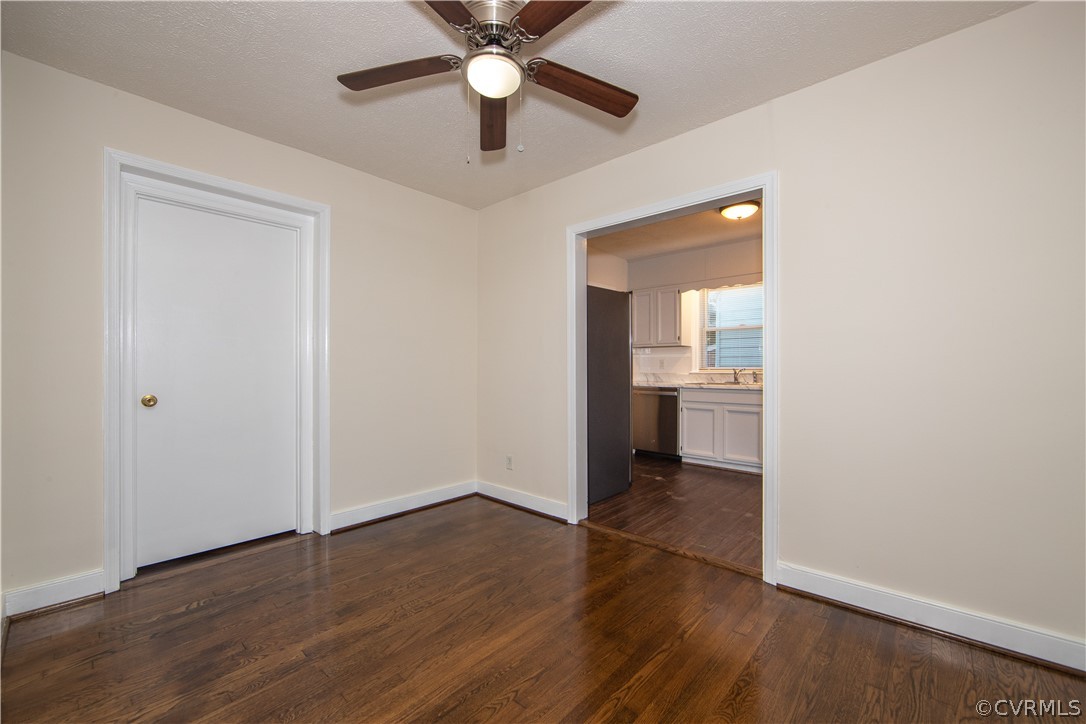 818 Hampton Road Petersburg, VA 23805 - Photo 8 of 22 Refinished Hardwood Flooring