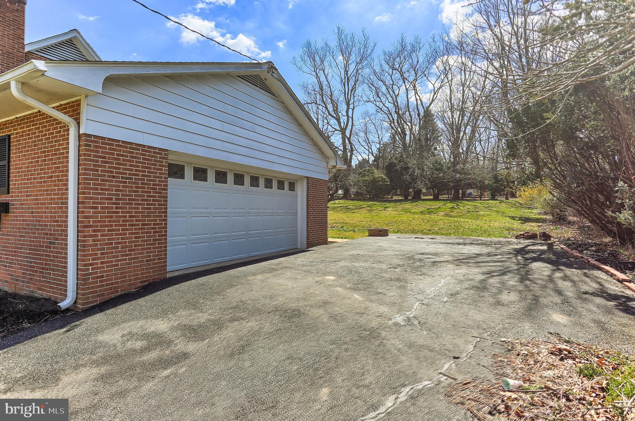 2609 Reckord Road Kingsville, MD 21087 - Photo 17 of 50 Side view