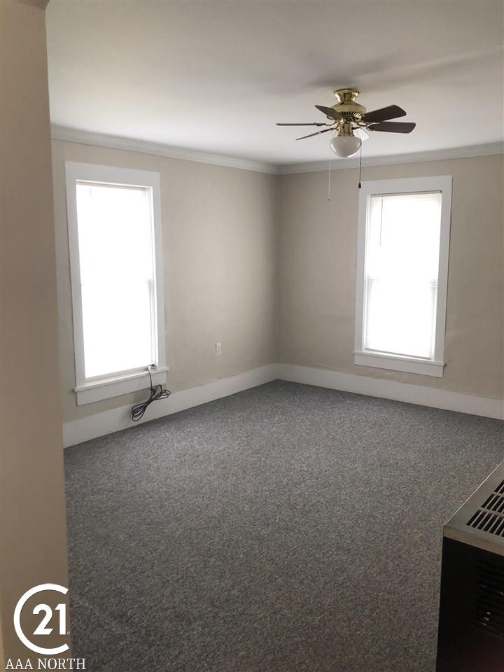957 Capac Road Allenton, MI 48002 - Photo 6 of 42 31365470-5.JPG