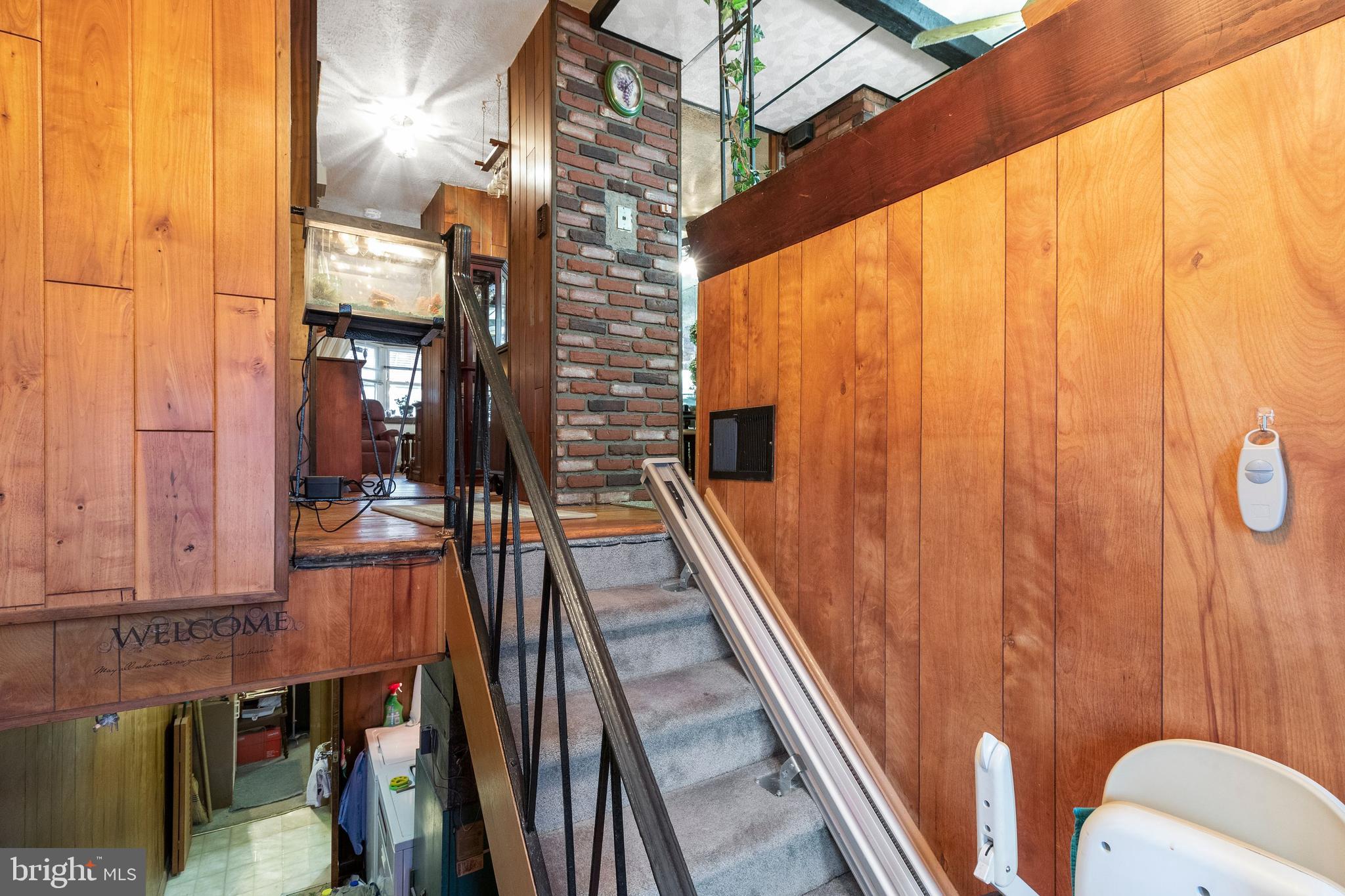 3305 Fairdale Road Philadelphia, PA 19154 - Photo 3 of 23