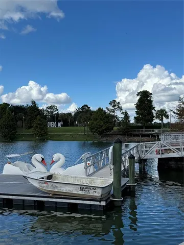 a sign that is on the wall of a building