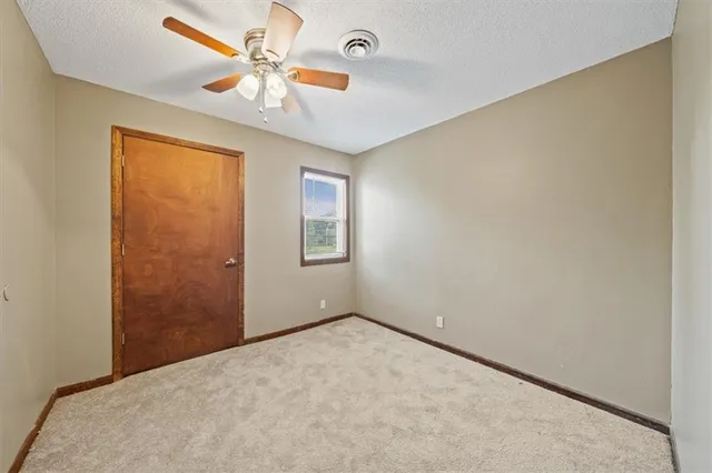 $149,000 | 2901 Wayne Avenue, Kansas City, MO 64109