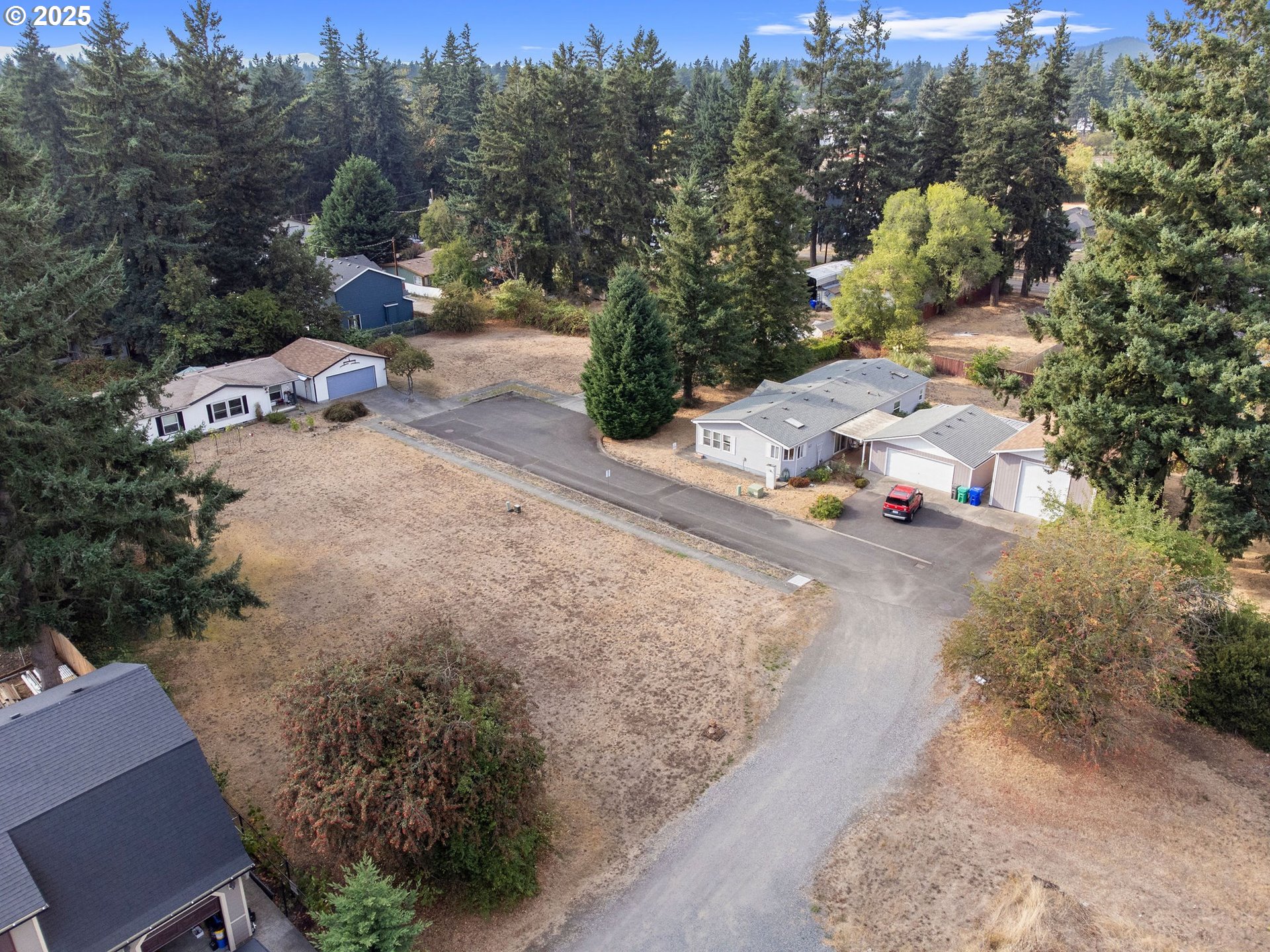 Southeast Bartholomew Court Portland, OR 97266 - Photo 6 of 11