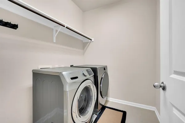 $3,600 | 3019 Ivy Hill Lane, Irving, TX 75063