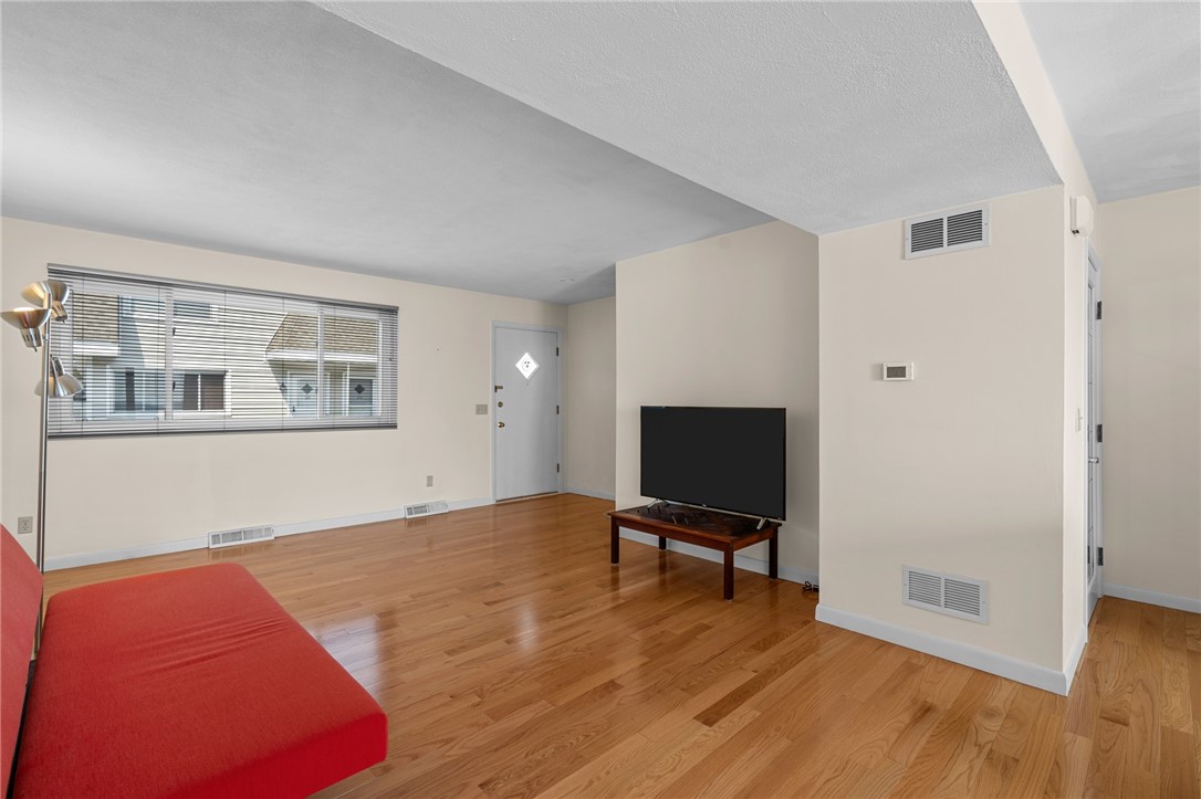 4158 Post Road, Unit 16 Warwick, RI 02818 - Photo 8 of 28