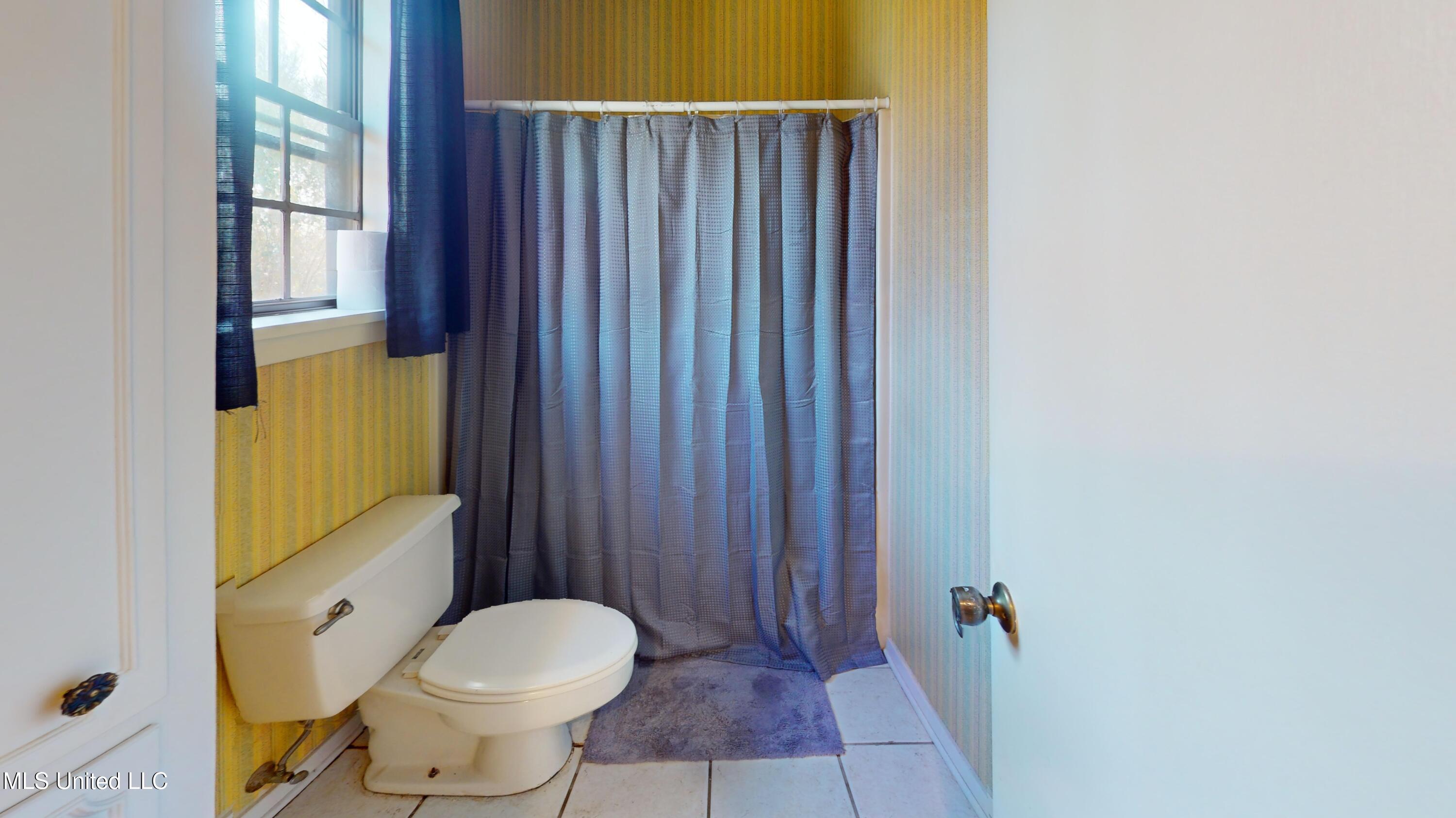 1002 Pecan Lane Tylertown, MS 39667 - Photo 26 of 59 1002-Pecan-Ln-Tylertown-MS-39667-Bathroo