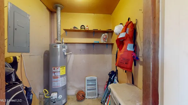 $220,000 | 1002 Pecan Lane, Tylertown, MS 39667