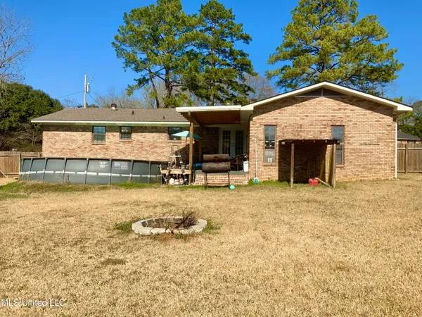 $220,000 | 1002 Pecan Lane, Tylertown, MS 39667