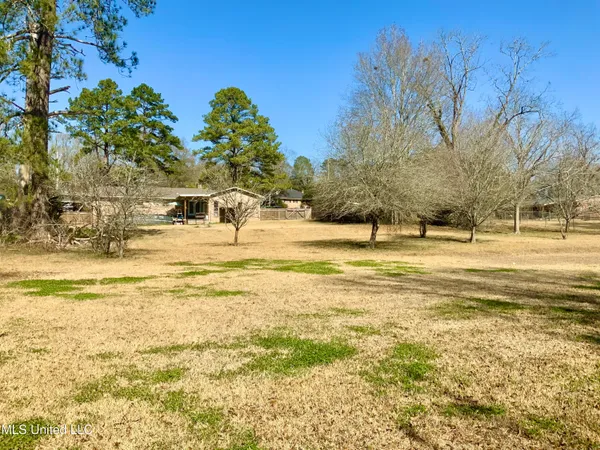 $220,000 | 1002 Pecan Lane, Tylertown, MS 39667
