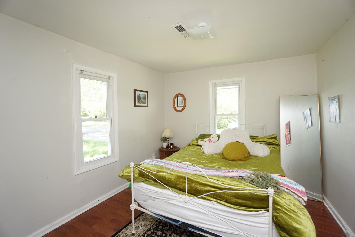 8806 Pine Road Cincinnati, OH 45242 - Photo 5 of 18 Gallery Image 5