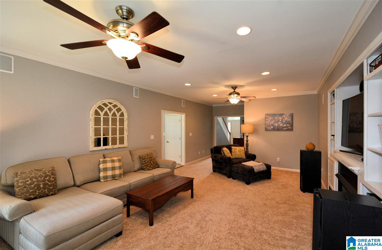 245 Arbor Court Sterrett, AL 35147 - Photo 9 of 47