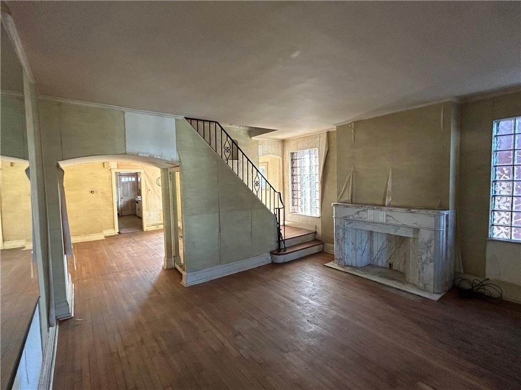 5620 Darlington Road Pittsburgh, PA 15217 - Photo 3 of 22 Gallery Image 3