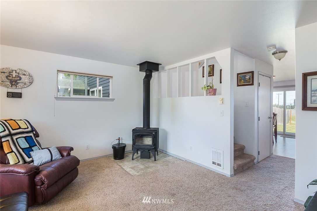 51 Alpine Loop Sequim, WA 98382 - Photo 7 of 31 Gallery Image 7