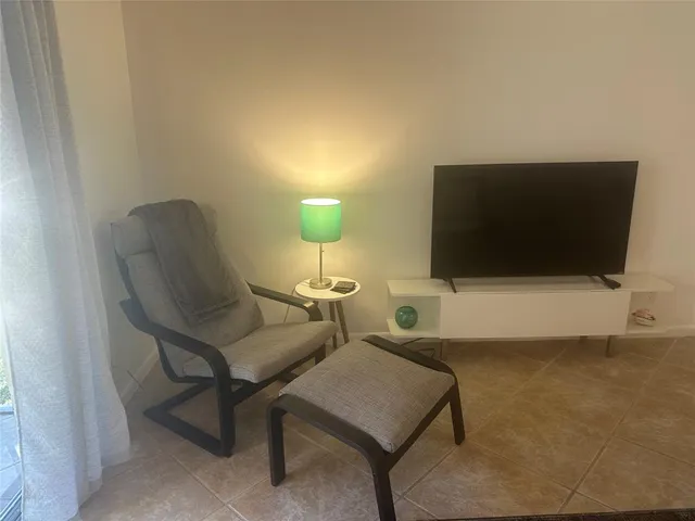 $1,800 | 251 South Cypress Road, Unit 127, Pompano Beach, FL 33060