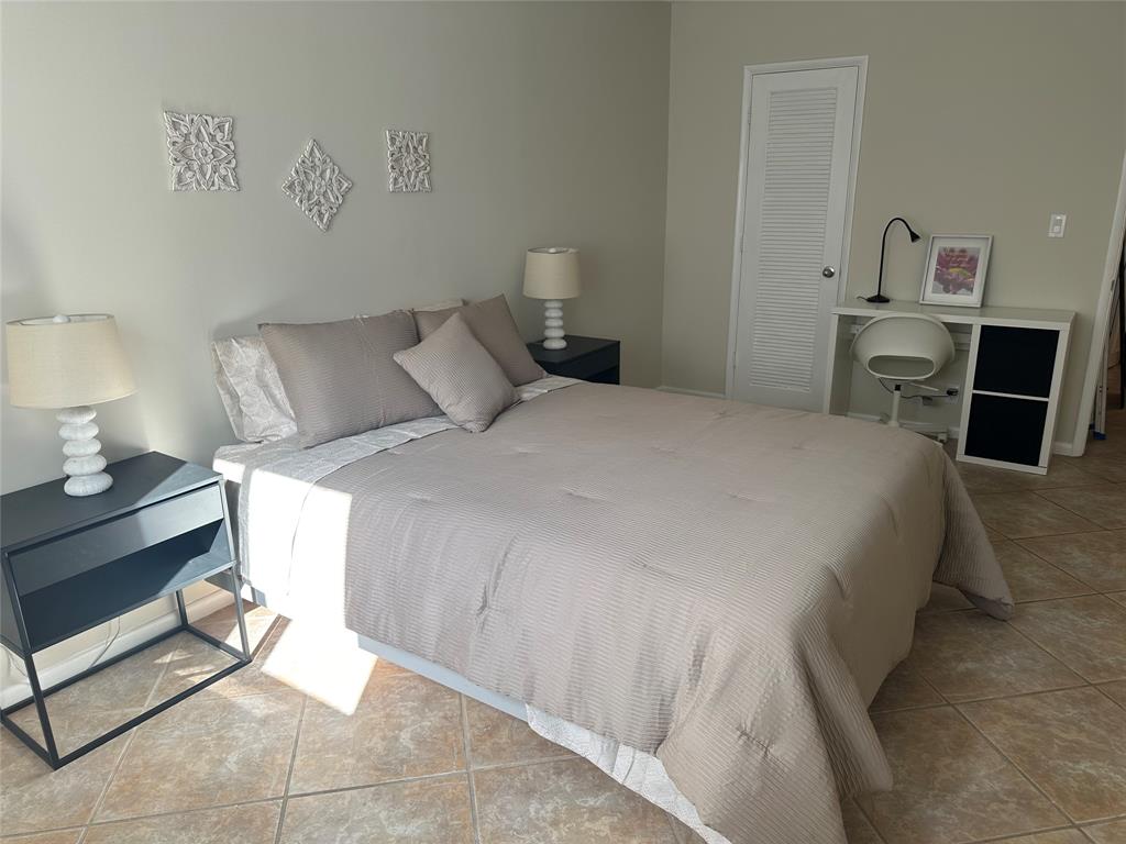 251 South Cypress Road, Unit 127 Pompano Beach, FL 33060 - Photo 8 of 28 Bedroom and Desk Area