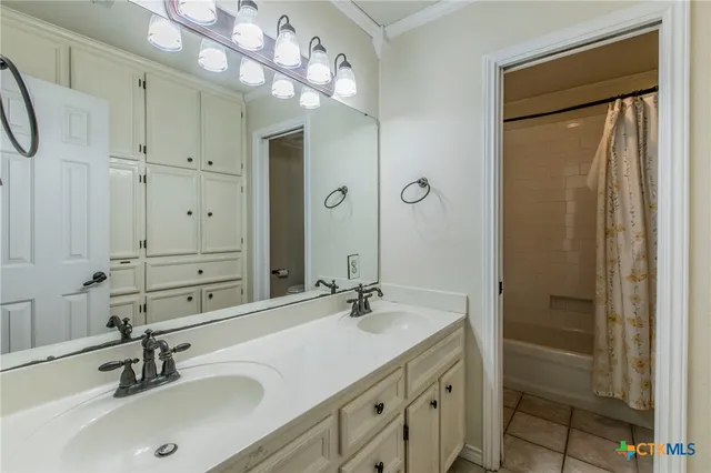 $505,000 | 1601 Guess Drive, Salado, TX 76571