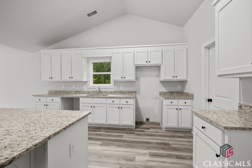 179 Grace Ln. Lane, Unit 4 Colbert, GA 30628 - Photo 13 of 31