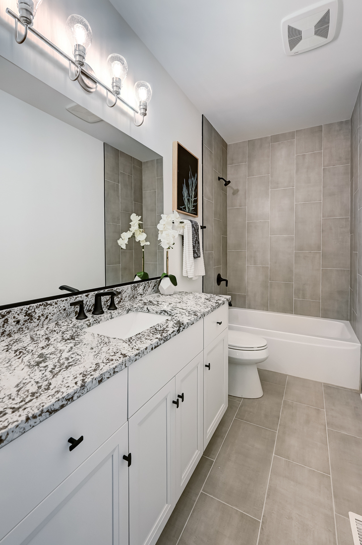 12271 Copper Ridge Court, Unit 25 Lemont, IL 60439 - Photo 17 of 21 Gallery Image 17