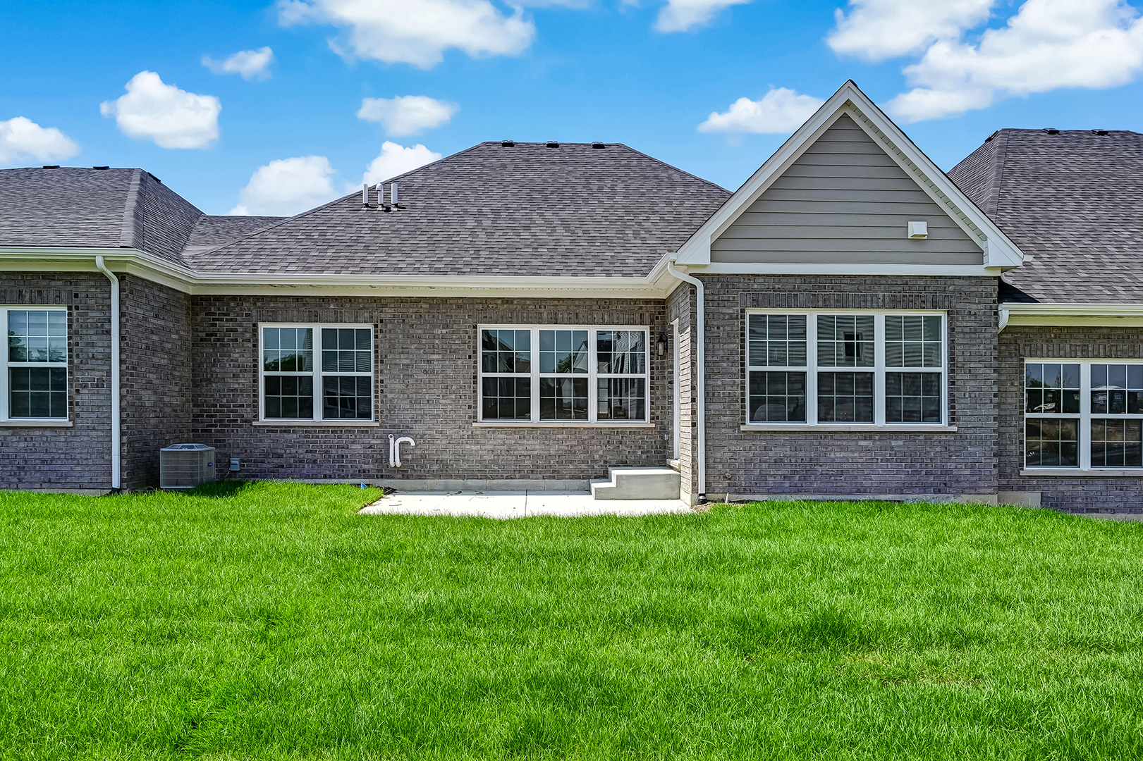 12271 Copper Ridge Court, Unit 25 Lemont, IL 60439 - Photo 3 of 21 Gallery Image 3