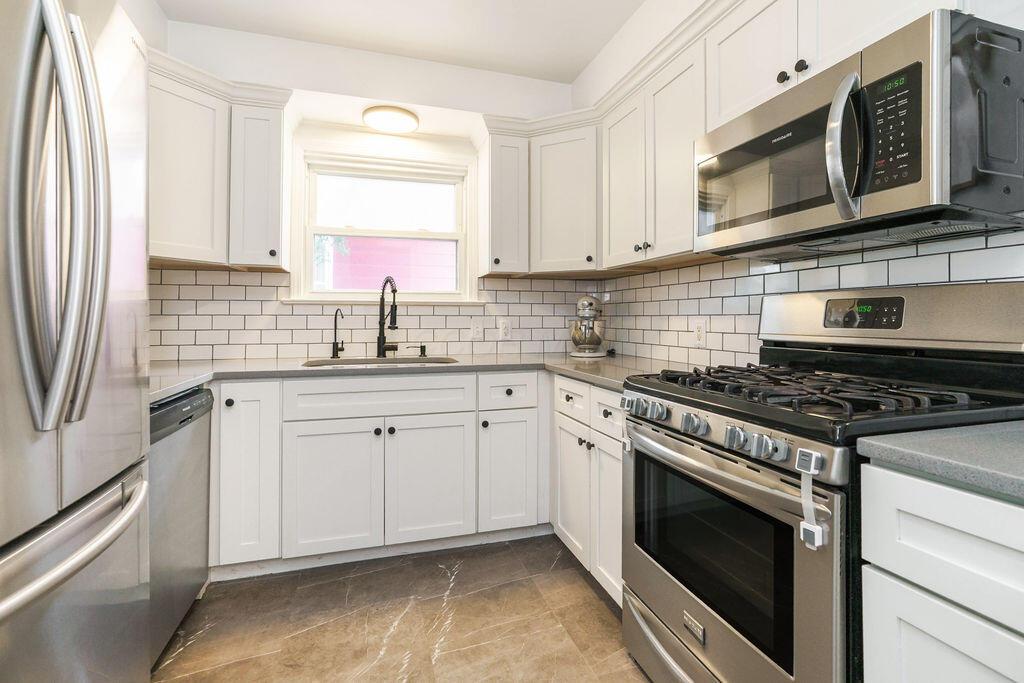 580 Richards Road Columbus, OH 43214 - Photo 13 of 42 580RichardsRd-24