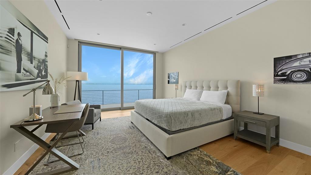 4123 Bay Shore Road Sarasota, FL 34234 - Photo 21 of 31