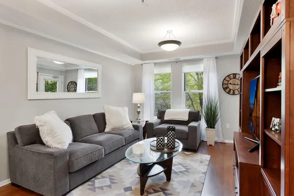 $2,395 | 645 North 1st Street, Unit 304, Minneapolis, MN 55401