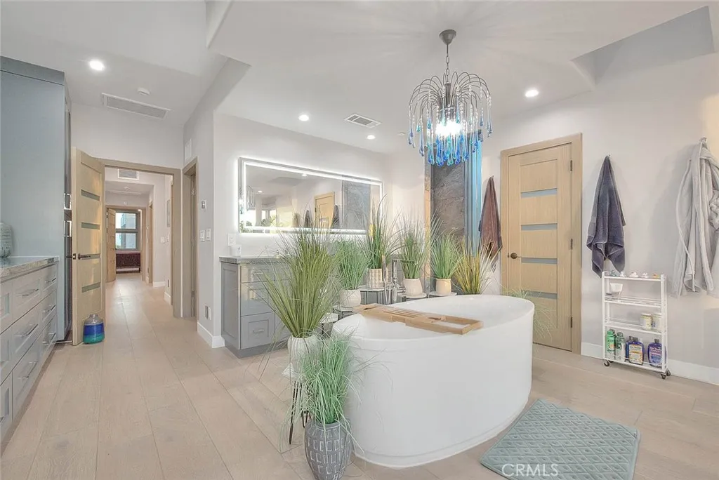 99 Surfside Avenue Surfside, CA 90743 - Photo 37 of 75