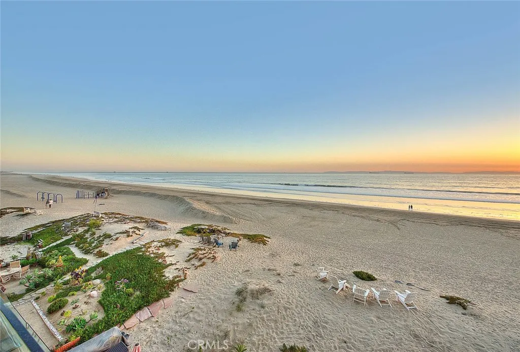 99 Surfside Avenue Surfside, CA 90743 - Photo 41 of 75