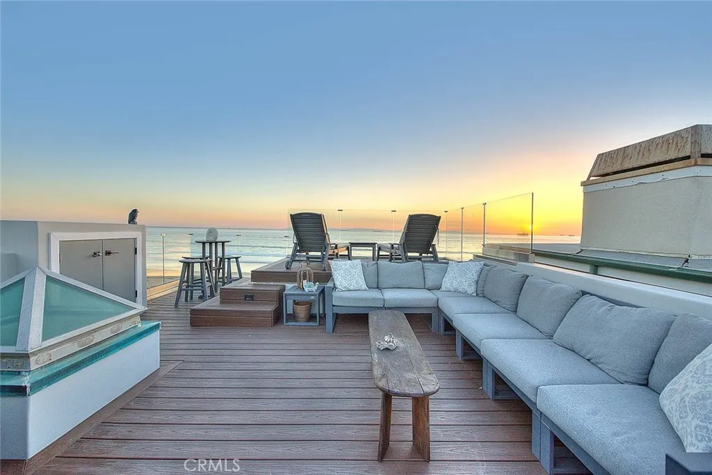 99 Surfside Avenue Surfside, CA 90743 - Photo 49 of 75